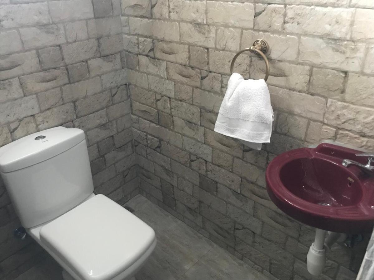 Bed and Breakfast The Rustic Terre Rouge  Екстер'єр фото