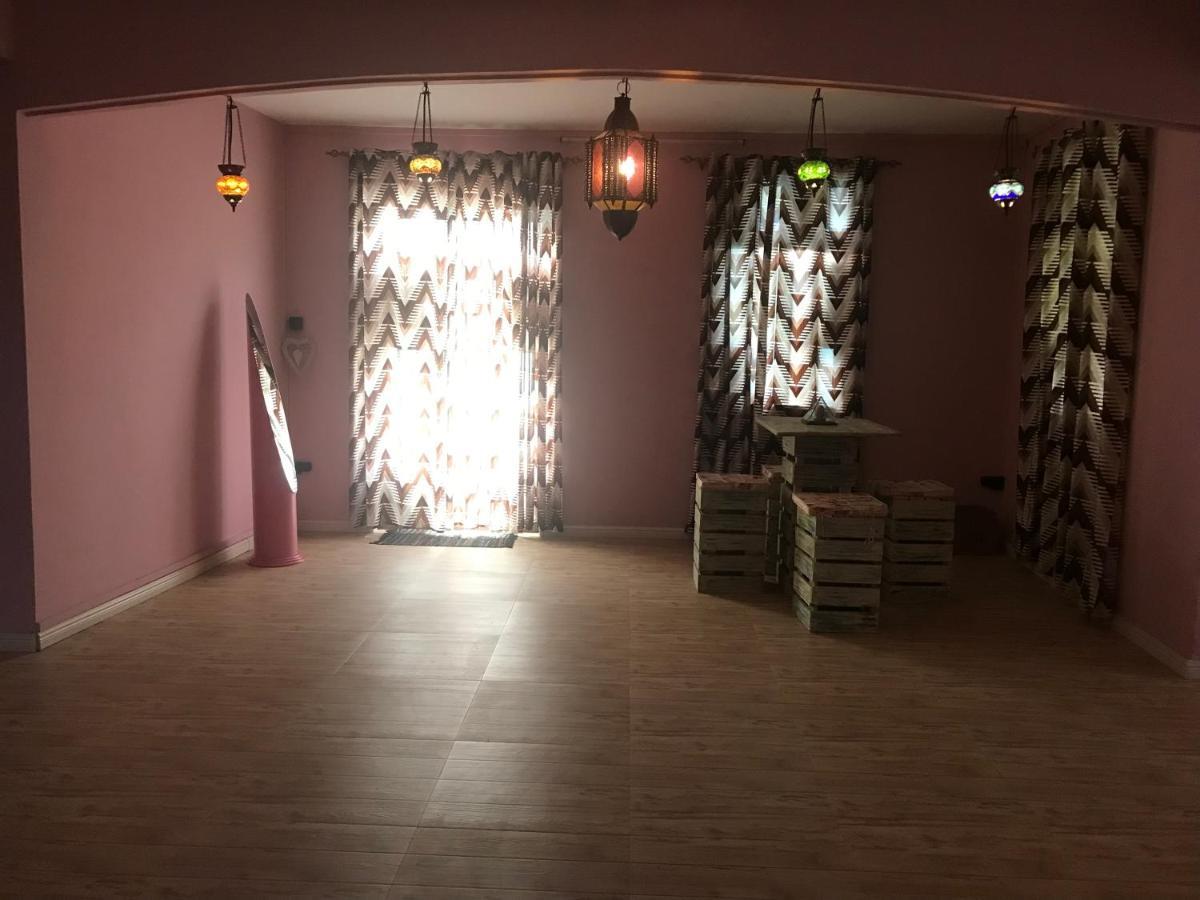 Bed and Breakfast The Rustic Terre Rouge  Екстер'єр фото